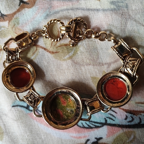 Unakite Stone Bracelet and Pierced Earrings Brass Tone Setting EUC Vintage - Picture 5 of 14